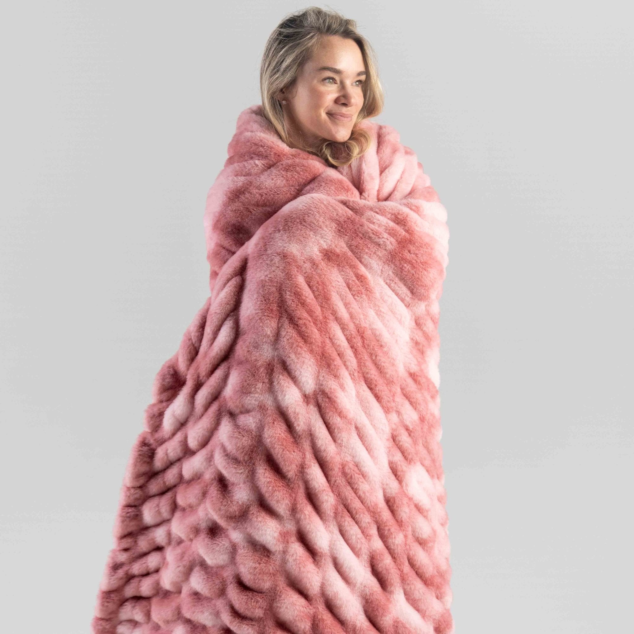 Coming soon - Ripple Faux Fur Blanket - Raspberry - Sunday Blankets