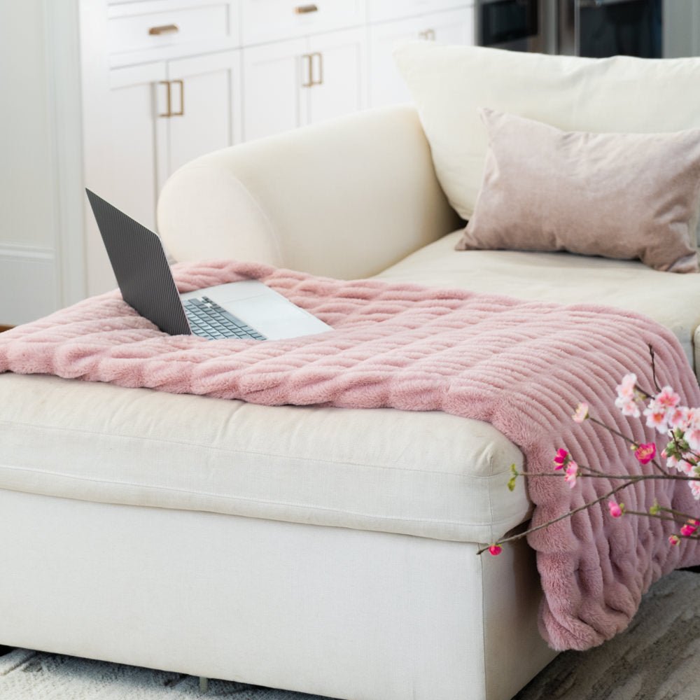 Ripple Faux Fur Blanket - Pink - Sunday Blankets